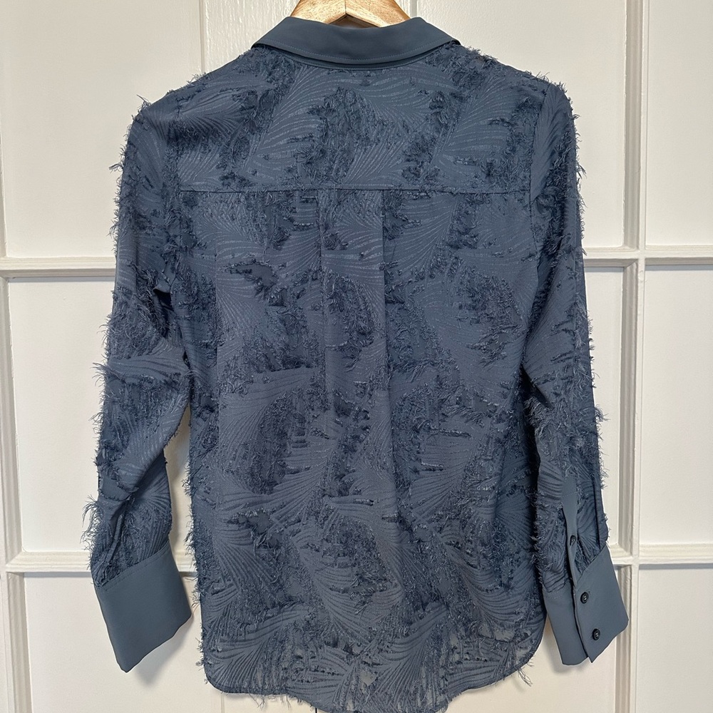 H&M Textured Button Up Blouse - Picture 4 of 7